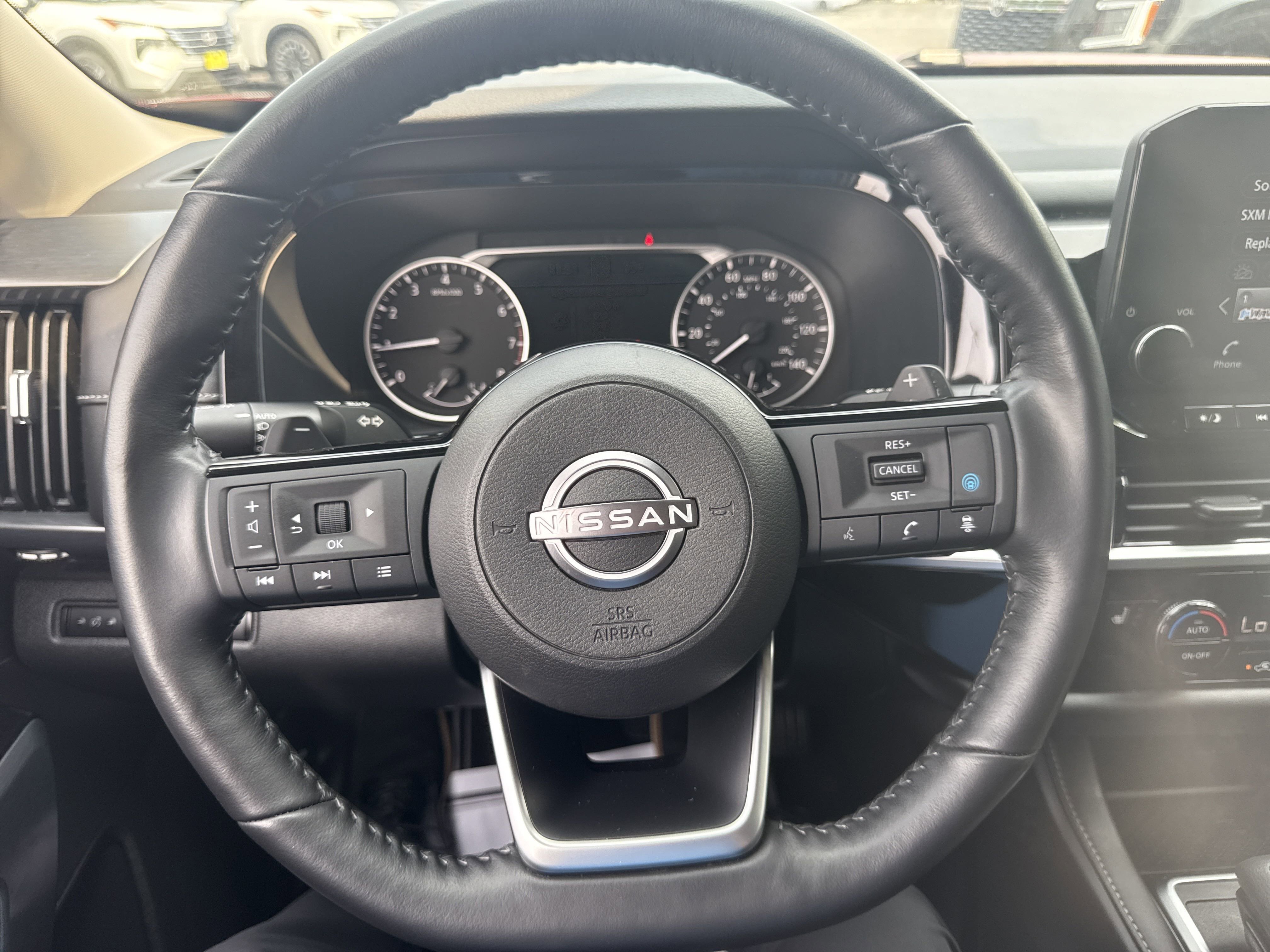 Used 2023 Nissan Pathfinder SL image 21