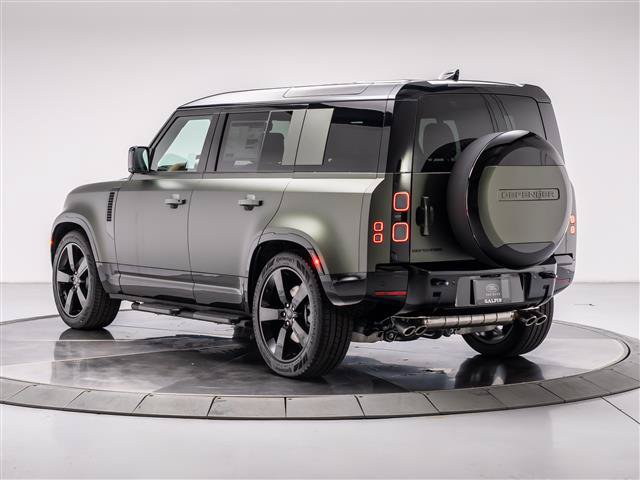 New 2026 Land Rover Defender 110 X-Dynamic SE AWD/4WD image 3