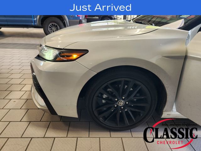 Used 2023 Toyota Camry XSE w/ Navigation Package FWD image 10