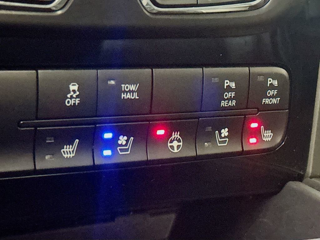 Used 2016 RAM 1500 Sport w/ Sport Premium Group image 19