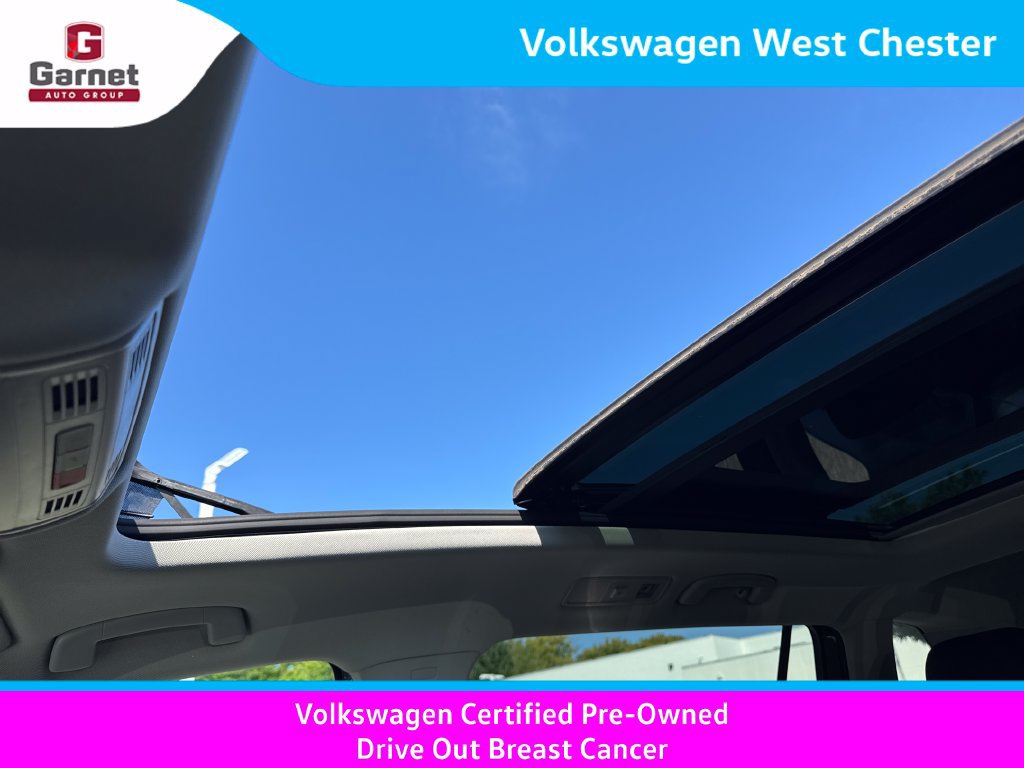 Certified 2023 Volkswagen Tiguan SE w/ Panoramic Sunroof Package AWD/4WD image 27