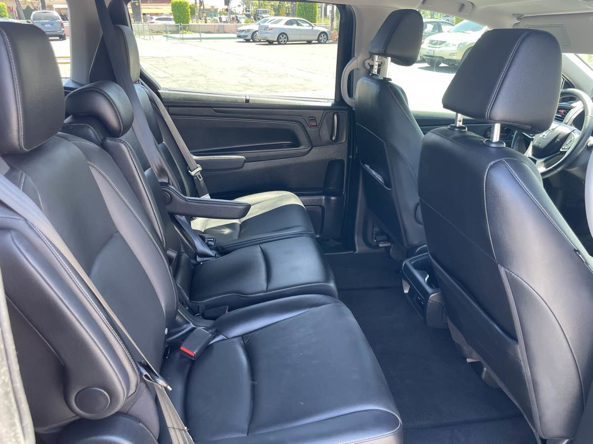 Used 2023 Honda Odyssey EX-L image 41