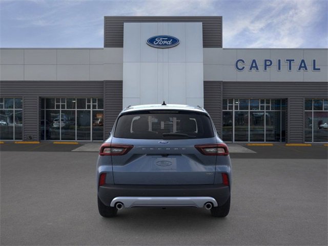 Used 2024 Ford Escape SE image 5