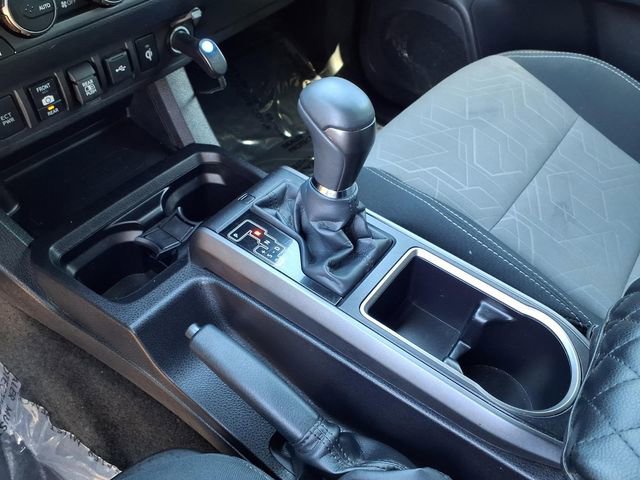 Used 2023 Toyota Tacoma TRD Off-Road image 19