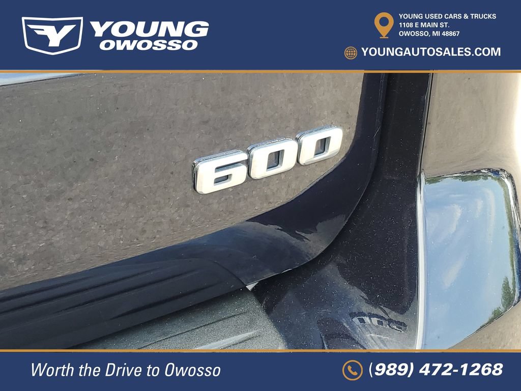 Certified 2024 Cadillac Escalade Premium Luxury w/ LPO, Floor Liner Package AWD/4WD image 38