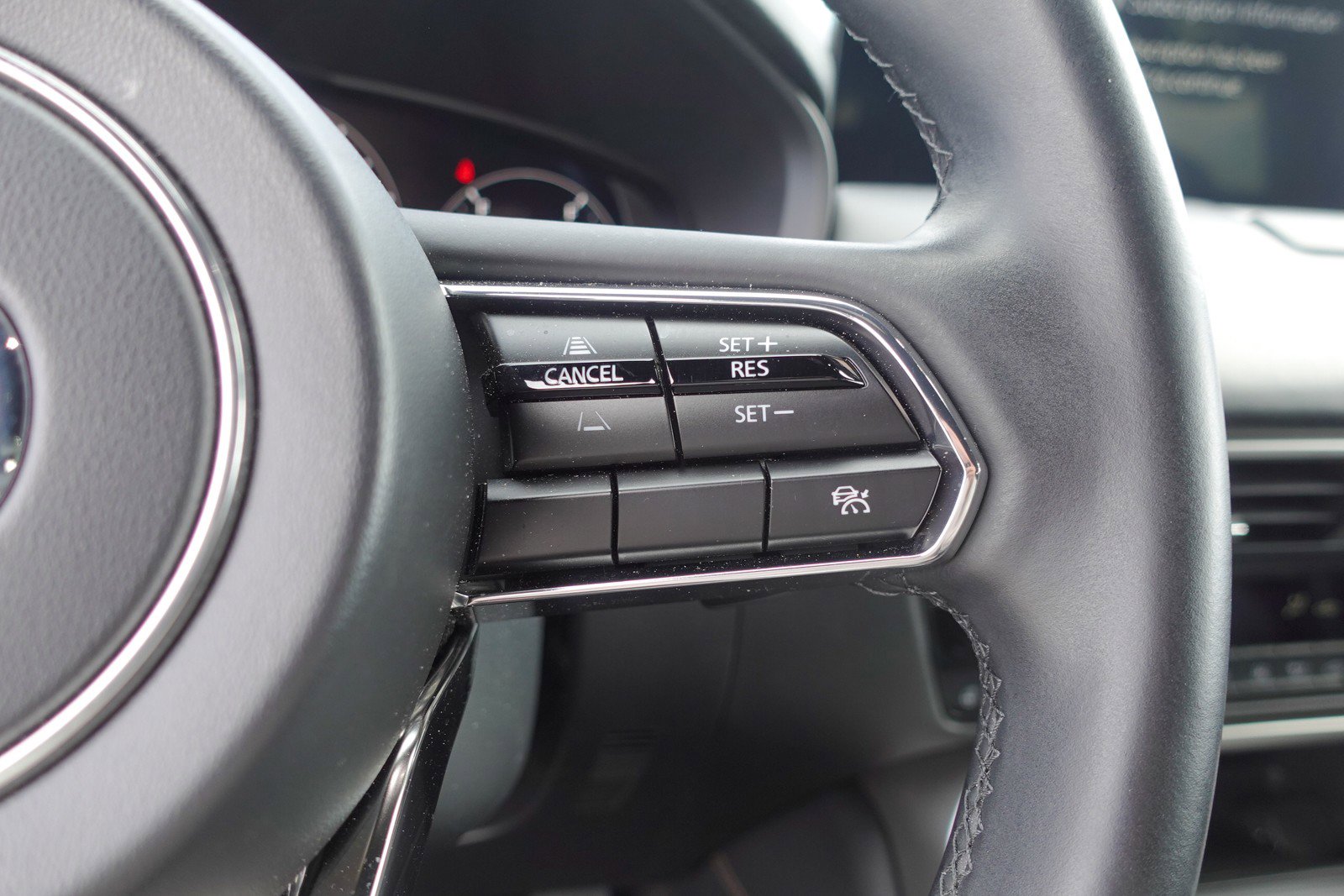 Used 2024 MAZDA CX-90 Plug-In Hybrid w/ Premium Plus image 15