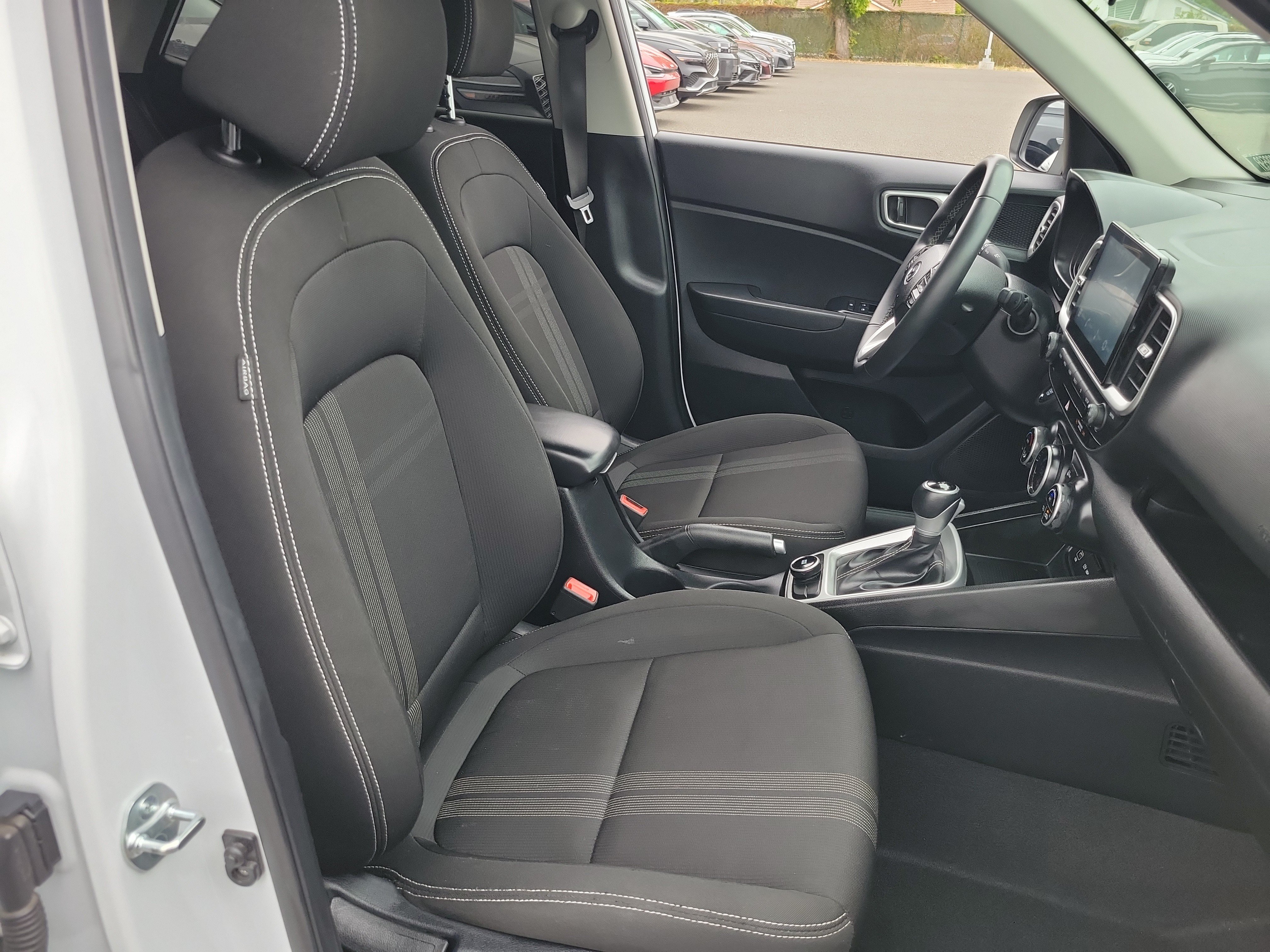 Certified 2024 Hyundai Venue SEL FWD image 20