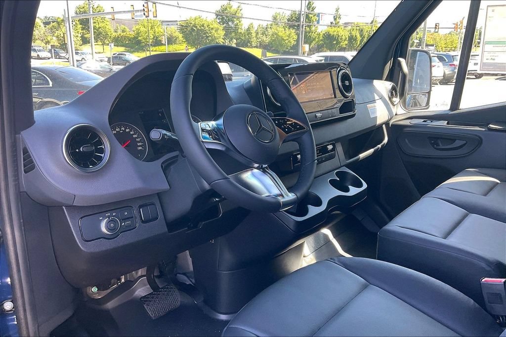 New 2026 Mercedes-Benz Sprinter 2500 image 3