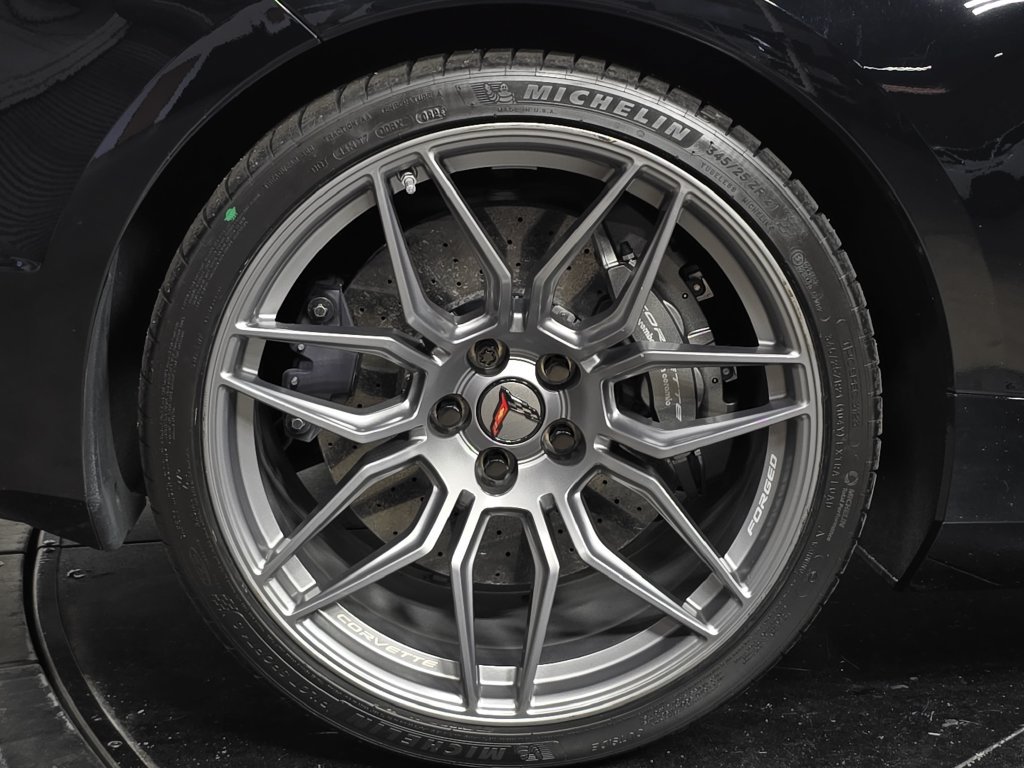 Used 2023 Chevrolet Corvette Z06 RWD image 29