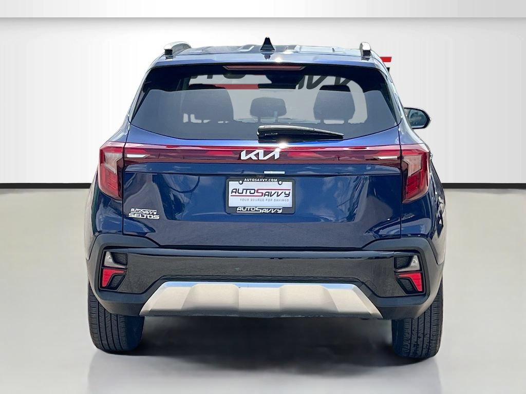 Used 2024 Kia Seltos EX FWD image 6