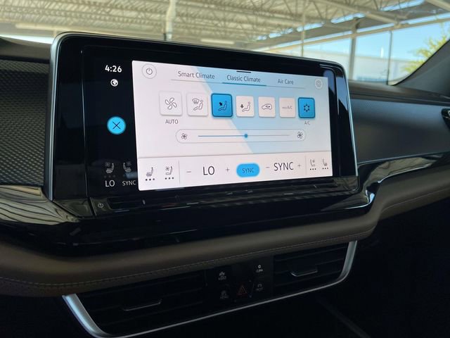 New 2026 Volkswagen Atlas Cross Sport SEL R-Line image 18