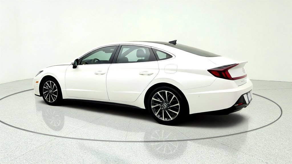 Used 2022 Hyundai Sonata Limited w/ Cargo Package FWD image 7