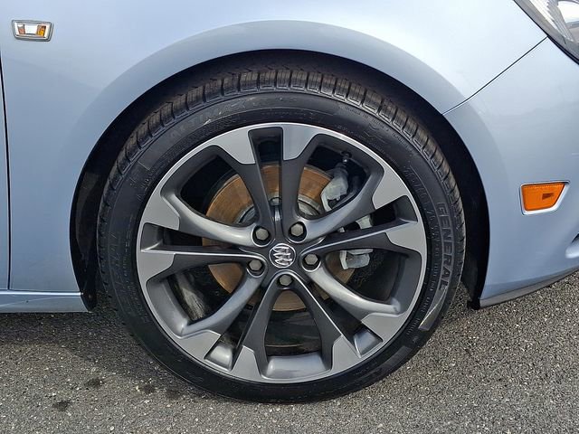Used 2018 Buick Cascada Premium image 8