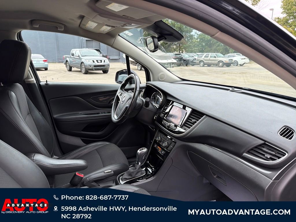 Used 2022 Buick Encore Preferred w/ Safety Package image 33