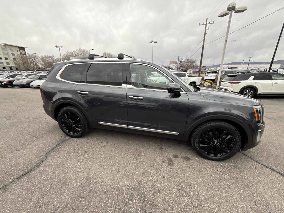Used 2020 Kia Telluride SX w/ SX Prestige Package image 5