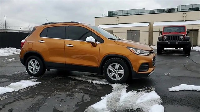 Certified 2017 Chevrolet Trax LT w/ Driver Confidence Package image 9