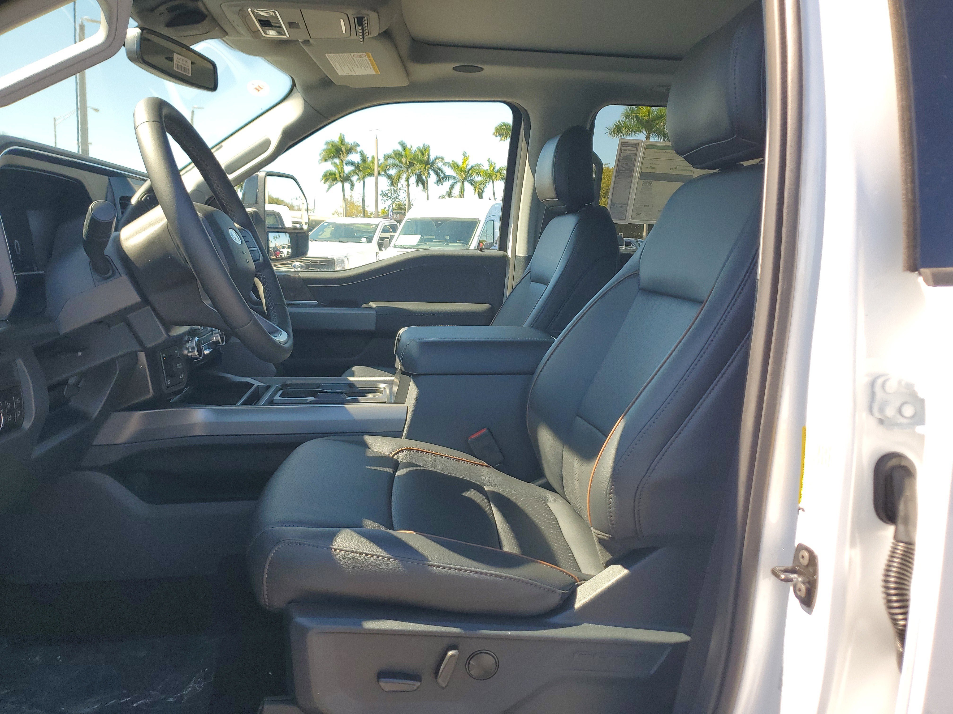 New 2026 Ford F350 Lariat w/ Black Appearance Package AWD/4WD image 12