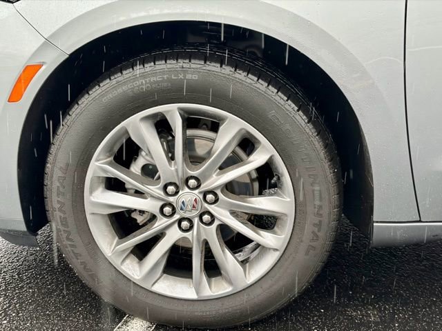 Used 2024 Buick Enclave Avenir image 29