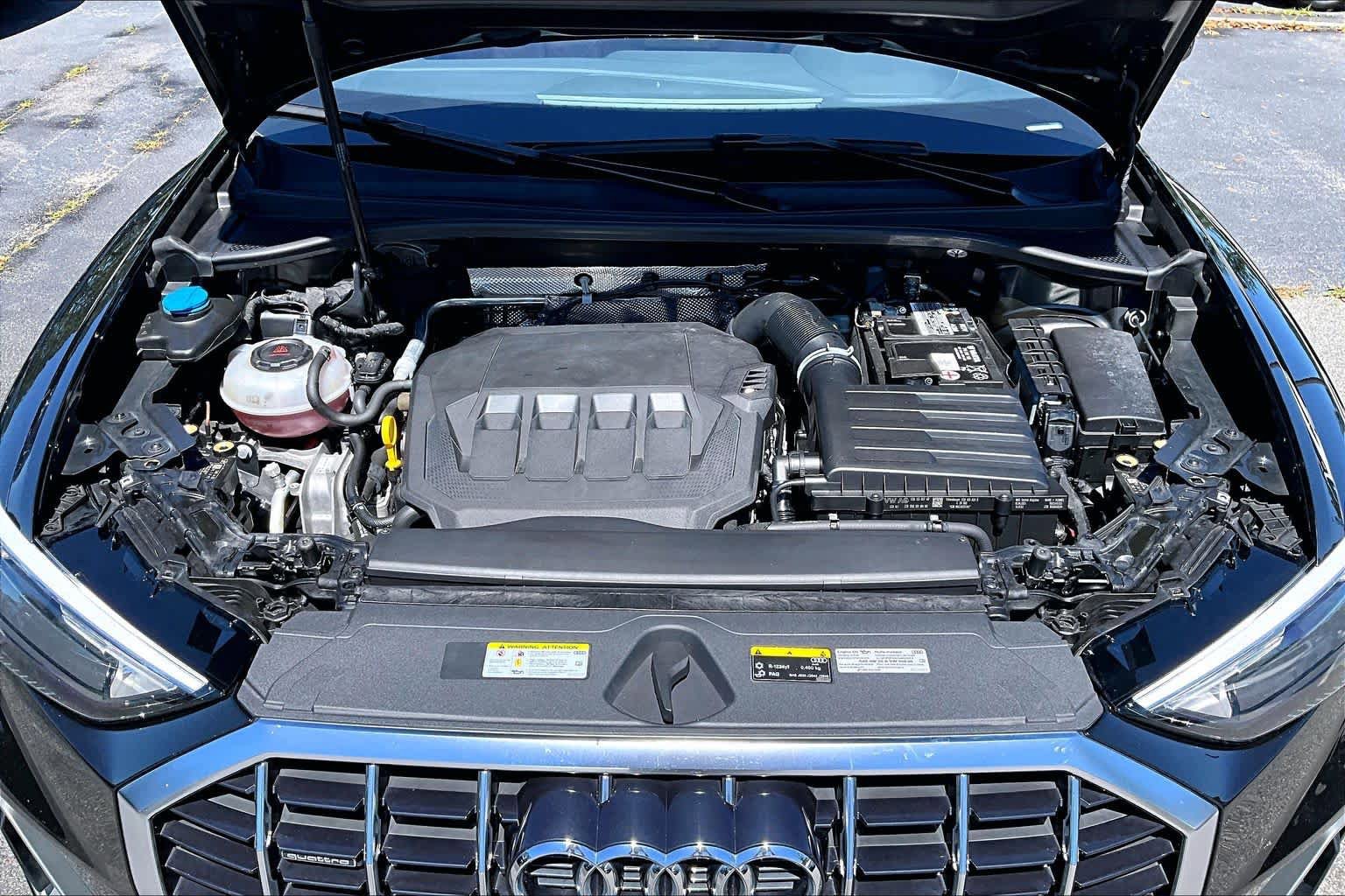 Used 2021 Audi Q3 2.0T Premium w/ Convenience Package AWD/4WD image 32