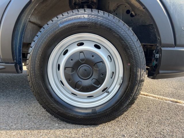 Used 2025 Ford Transit 250 148 Medium Roof image 13