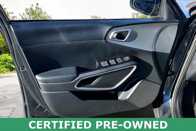 Certified 2023 Kia Soul LX w/ LX Technology Package image 21