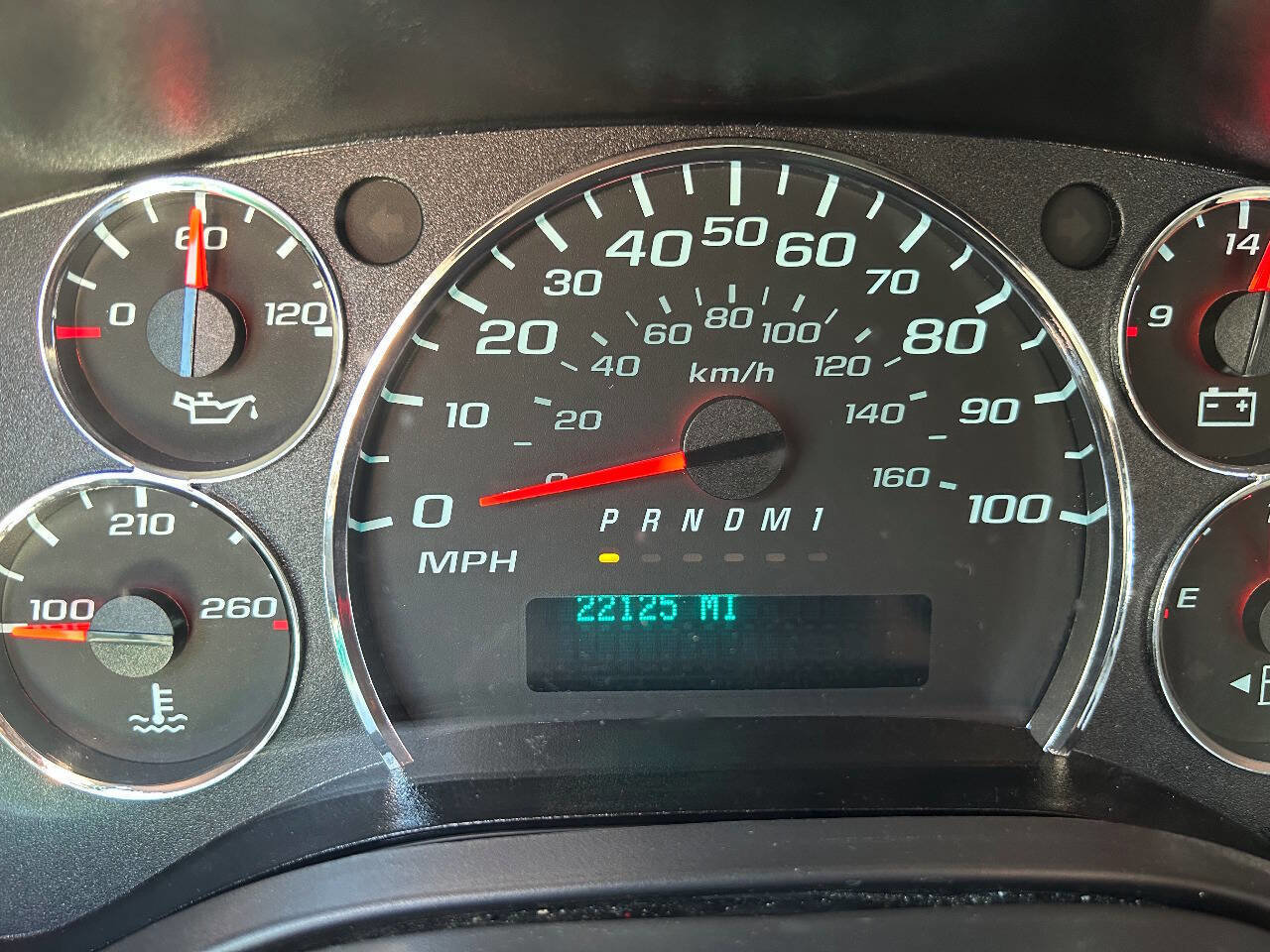 Used 2023 Chevrolet Express 2500 w/ Driver Convenience Package image 10