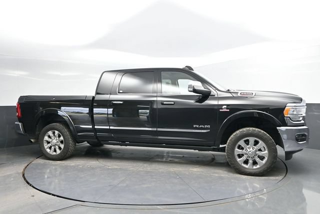 Used 2022 RAM 2500 Limited AWD/4WD image 3