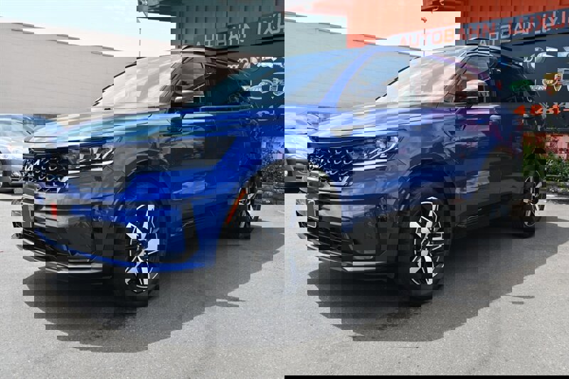 Used 2022 Kia Sorento S image 6