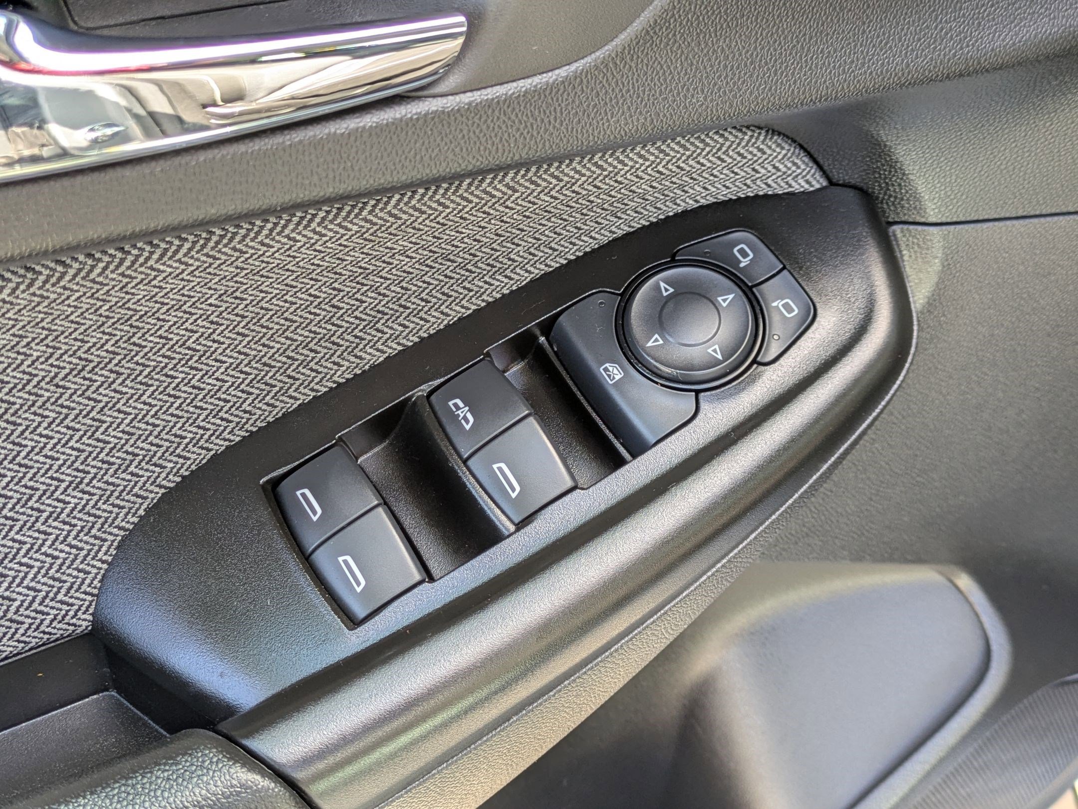 Used 2023 Chevrolet TrailBlazer LS image 11