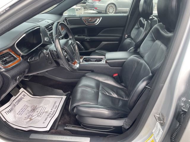 Used 2017 Lincoln Continental Select w/ Climate Package image 22