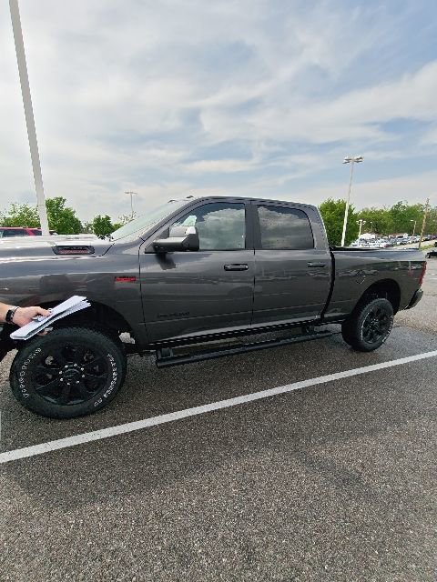 Used 2022 RAM 2500 Big Horn w/ Night Edition image 4