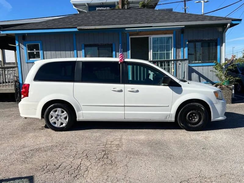 Used 2011 Dodge Grand Caravan Express w/ PWR Window Group FWD image 5