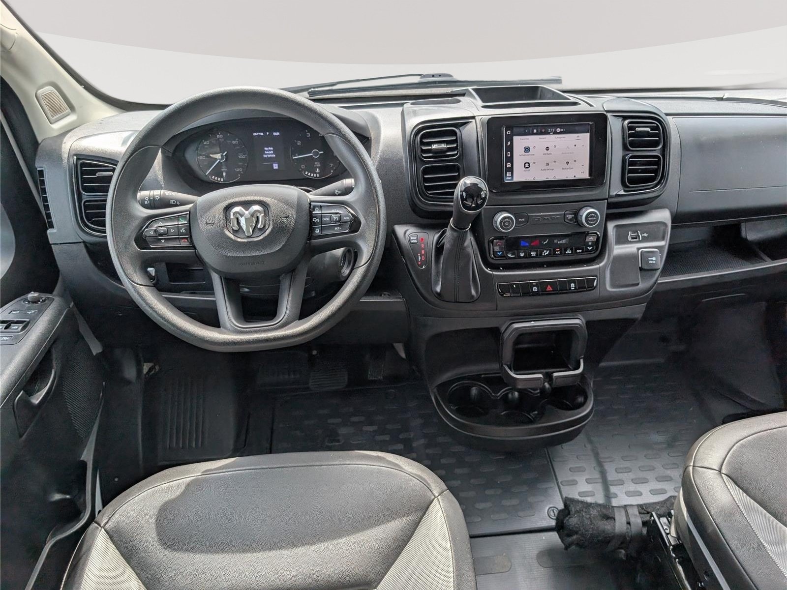 Used 2025 RAM ProMaster 2500 w/ Convenience Group FWD image 15