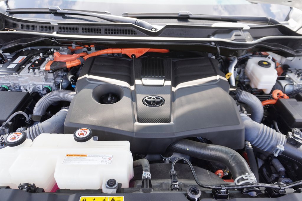 Used 2024 Toyota Tundra Limited image 27