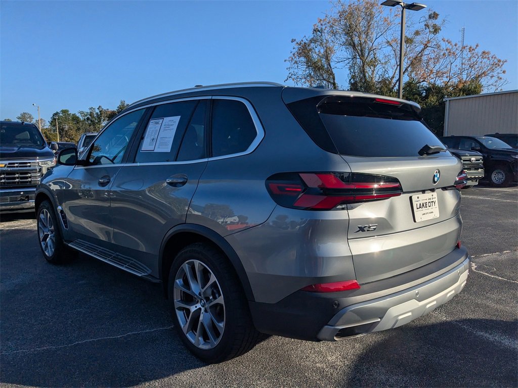 Used 2024 BMW X5 sDrive40i image 5