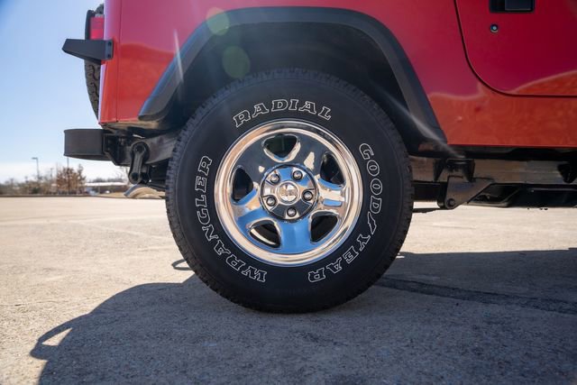 Used 1993 Jeep Wrangler S image 11