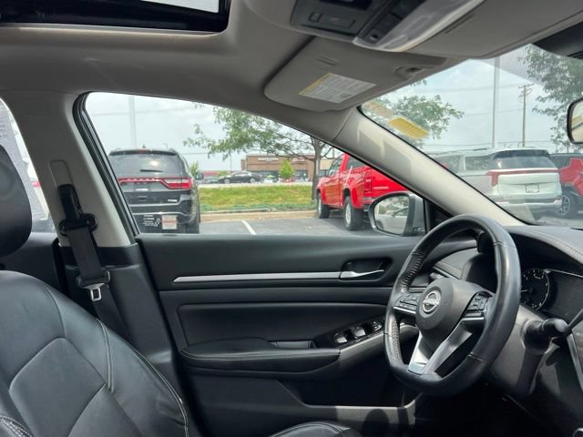 Used 2024 Nissan Altima 2.5 SL AWD/4WD image 36