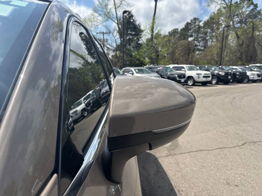 Used 2025 Nissan Pathfinder Platinum image 35