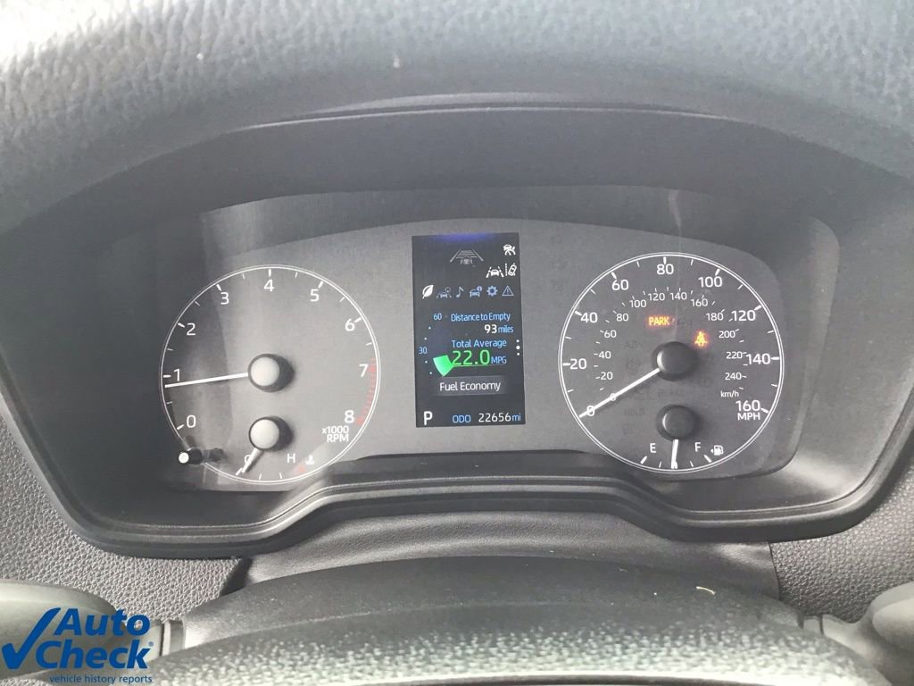Used 2024 Toyota Corolla LE image 32