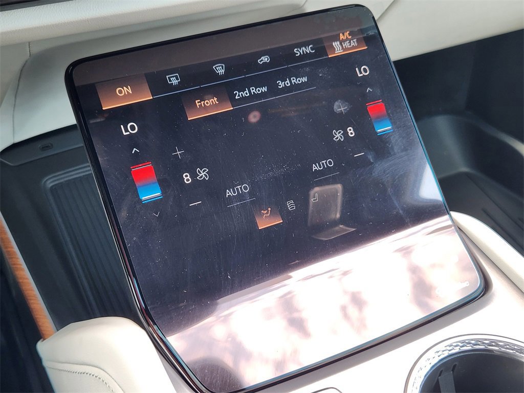 New 2026 Cadillac Vistiq Luxury w/ LPO, Floor Liner Package image 15