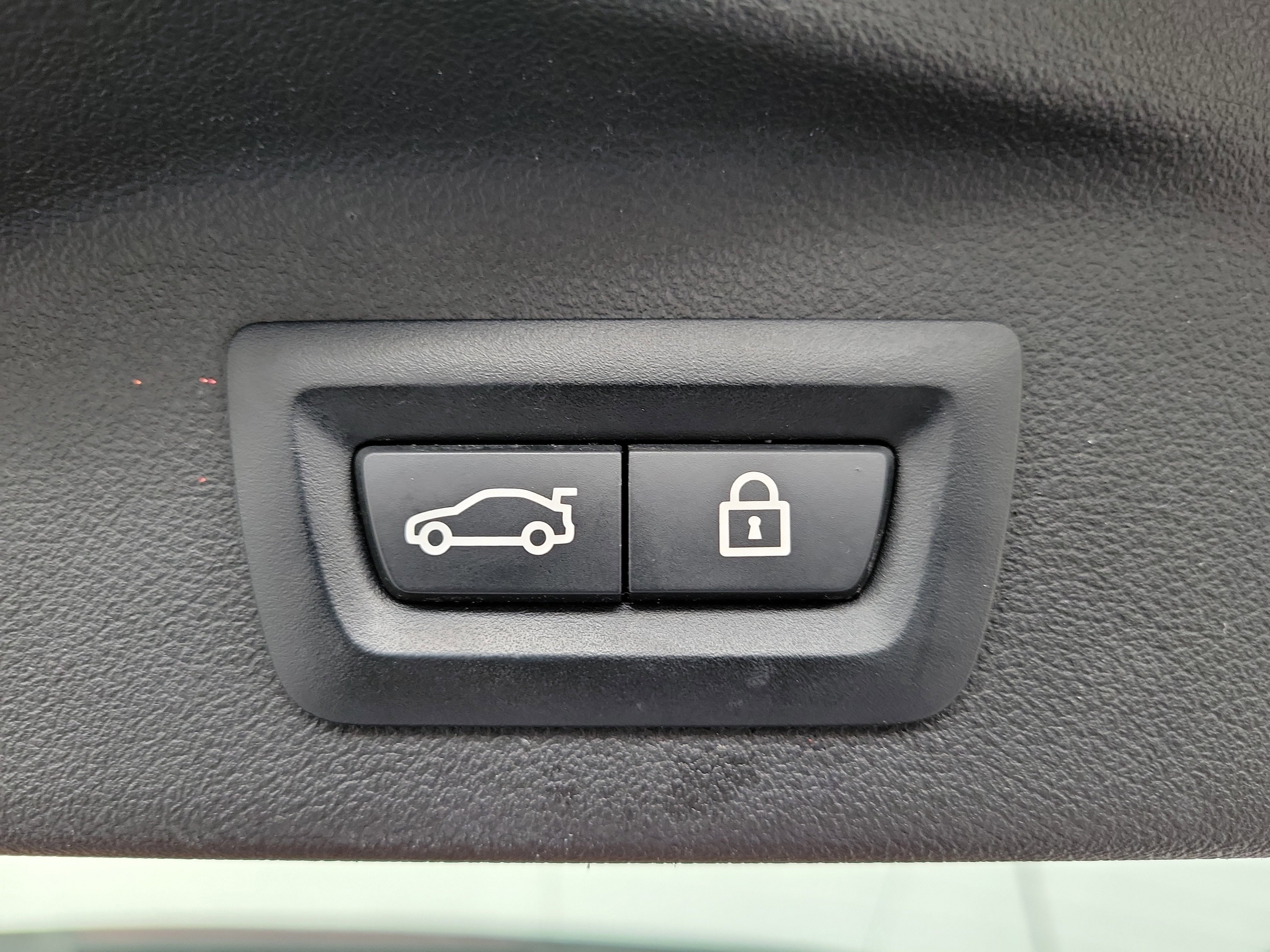 Used 2019 BMW X7 xDrive40i w/ Premium Package image 12