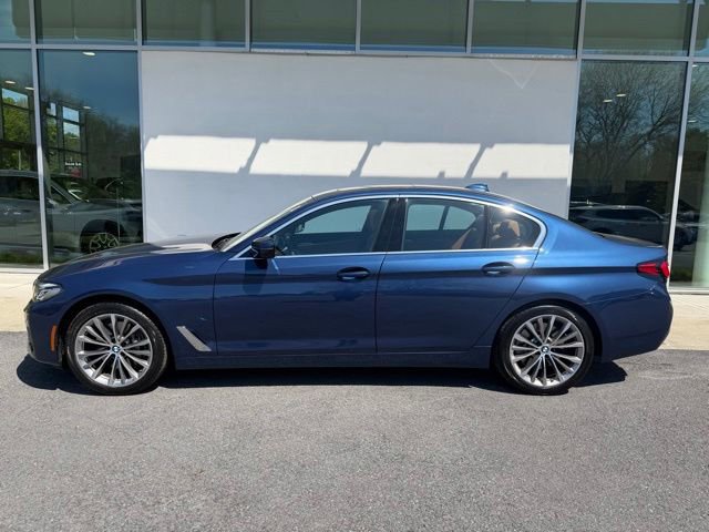 Certified 2023 BMW 540i xDrive w/ Premium Package AWD/4WD image 2