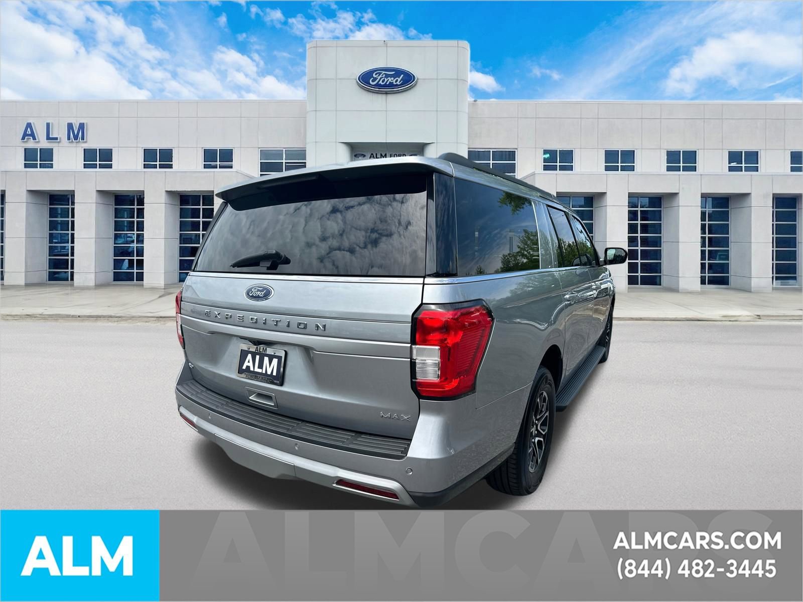 Certified 2024 Ford Expedition Max XLT RWD image 5