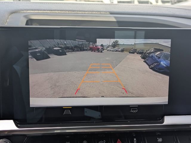 Used 2023 Chevrolet Silverado 1500 LT w/ Protection Package AWD/4WD image 19
