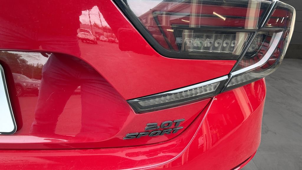 Used 2018 Honda Accord Sport image 34