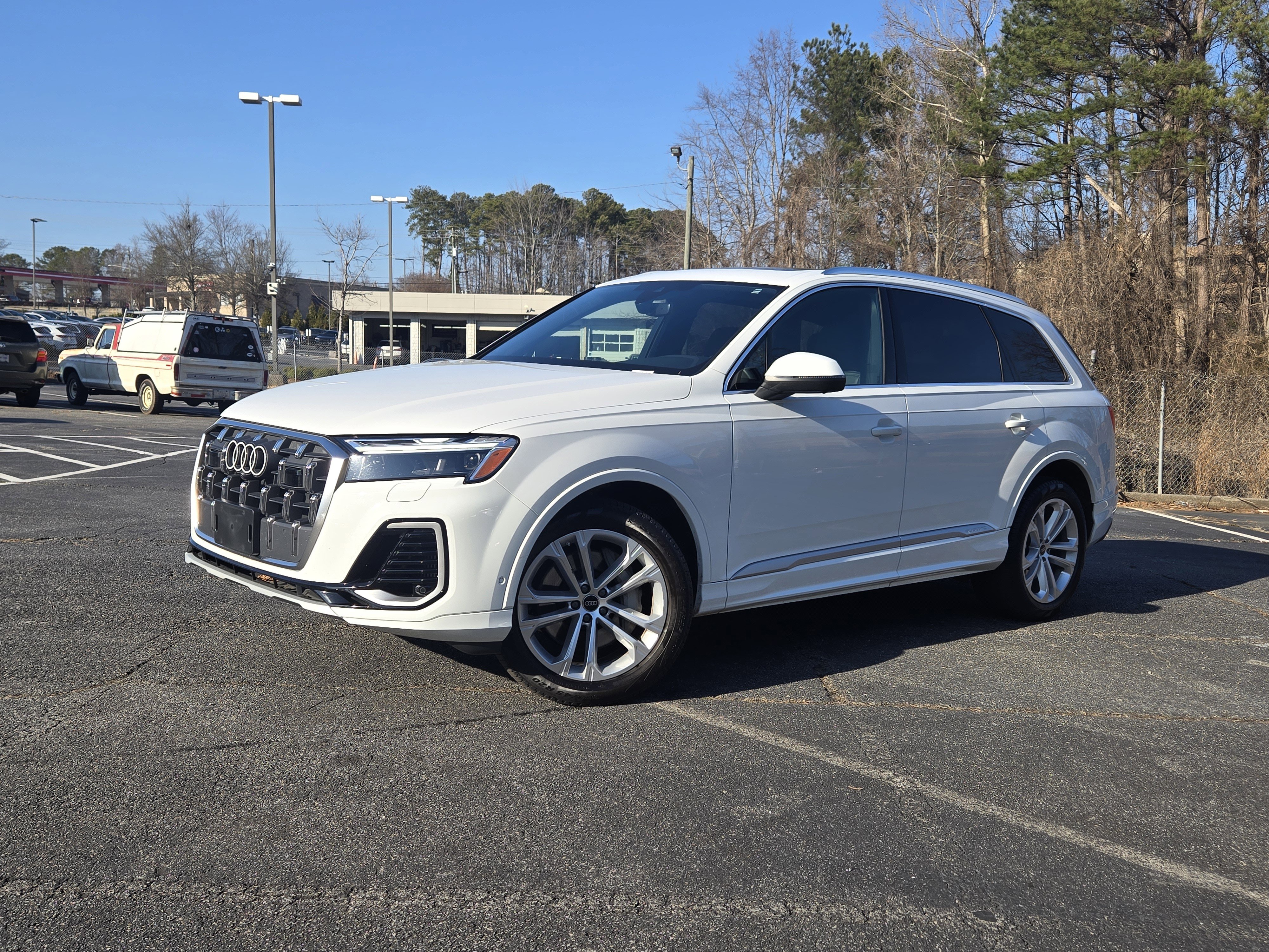 Used 2025 Audi Q7 3.0T Premium Plus