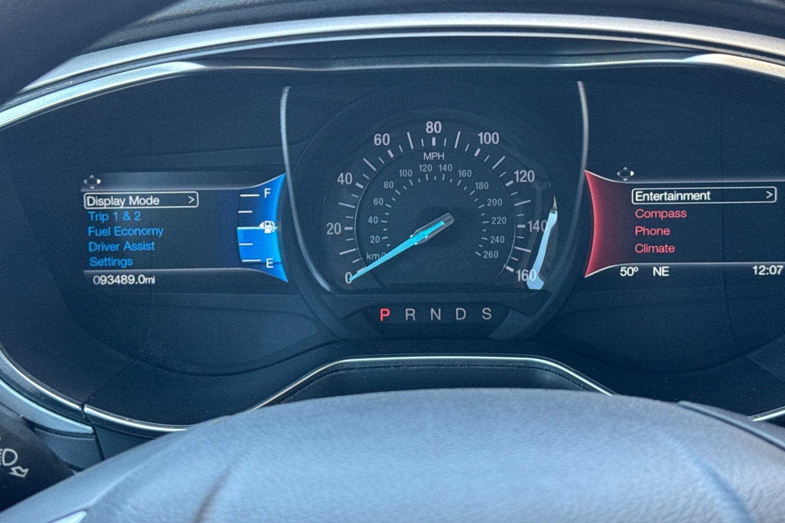 Used 2016 Ford Fusion SE FWD image 25