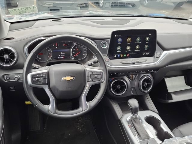 Used 2024 Chevrolet Blazer LT w/ LPO, Black Grille Bar Package image 9