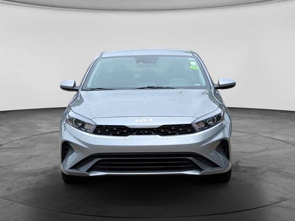 Used 2024 Kia Forte LXS FWD image 2