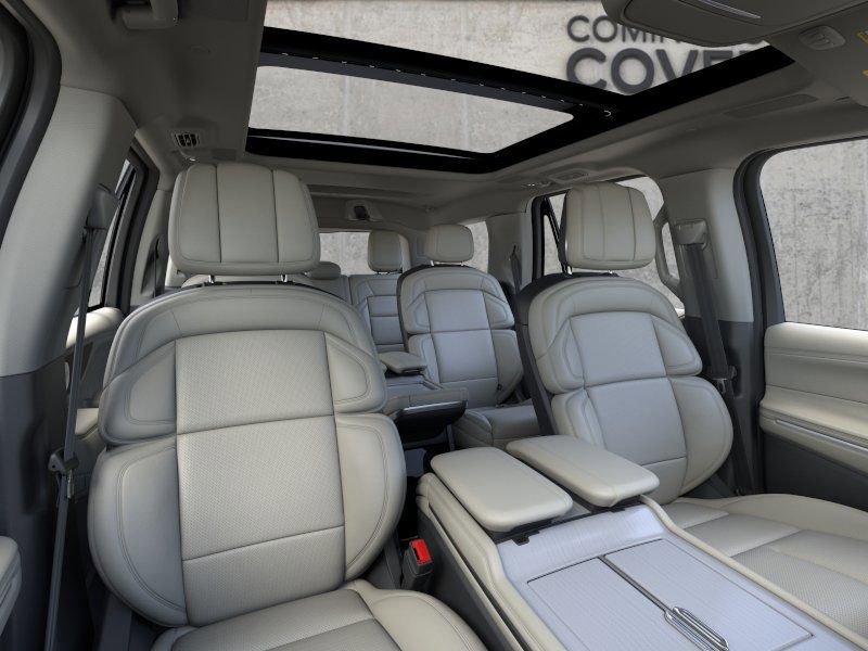 New 2026 Lincoln Navigator Reserve AWD/4WD image 10